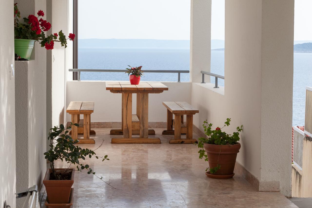 Apartments Juric Brela Luaran gambar