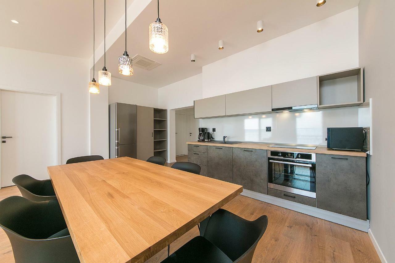 Apartments Juric Brela Luaran gambar