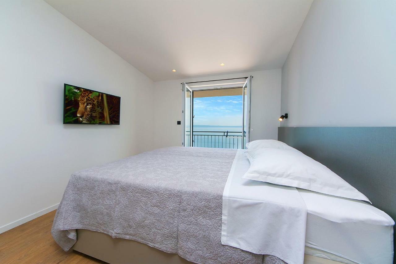 Apartments Juric Brela Luaran gambar