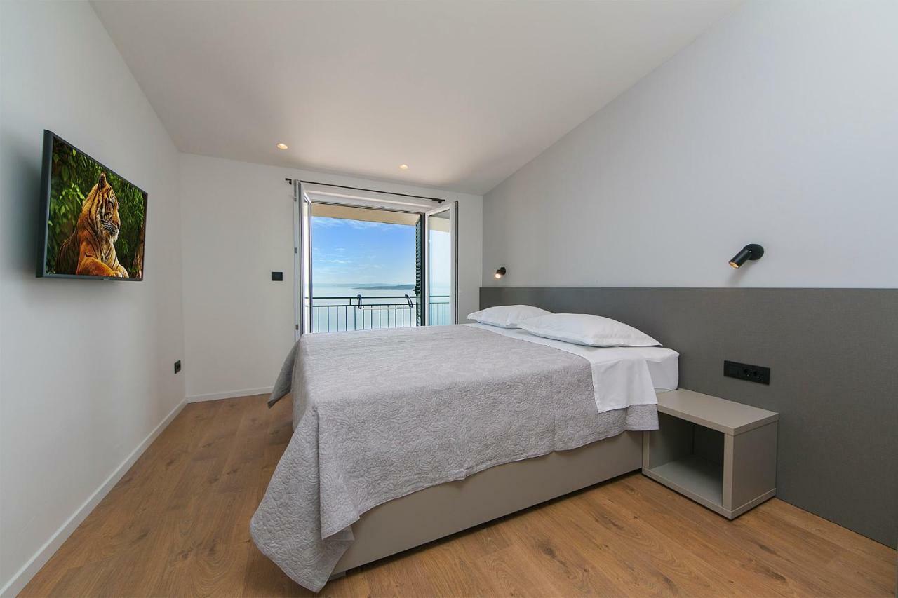 Apartments Juric Brela Luaran gambar